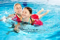 Học bơi cho trẻ em